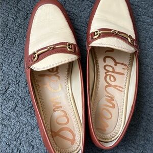 Sam Edelman Two-Tone Leather Loafer in Cream and Brown